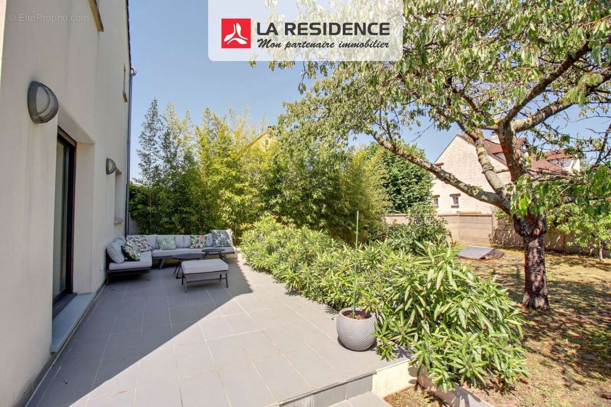 Maison 150 m² à Conflans-Sainte-Honorine  - photo 5
