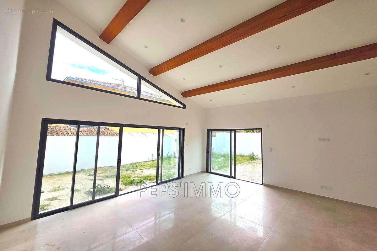 Maison 175 m² à Carry-Le-Rouet  - photo 3