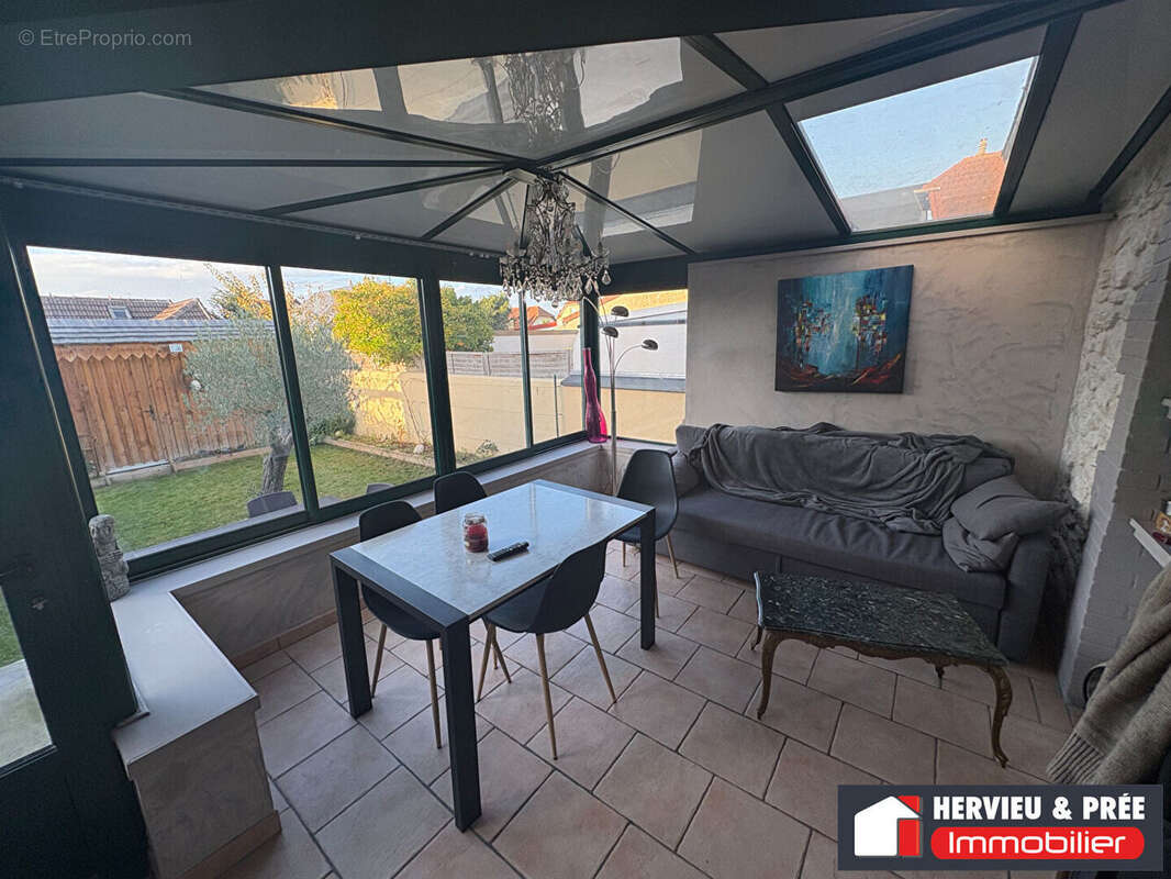 Maison à OUISTREHAM