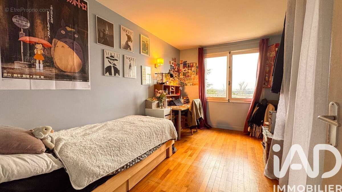 Photo 9 - Appartement à SURESNES