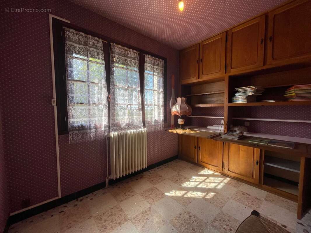 Grande maison  de 226 m² avec hangar - photo 19