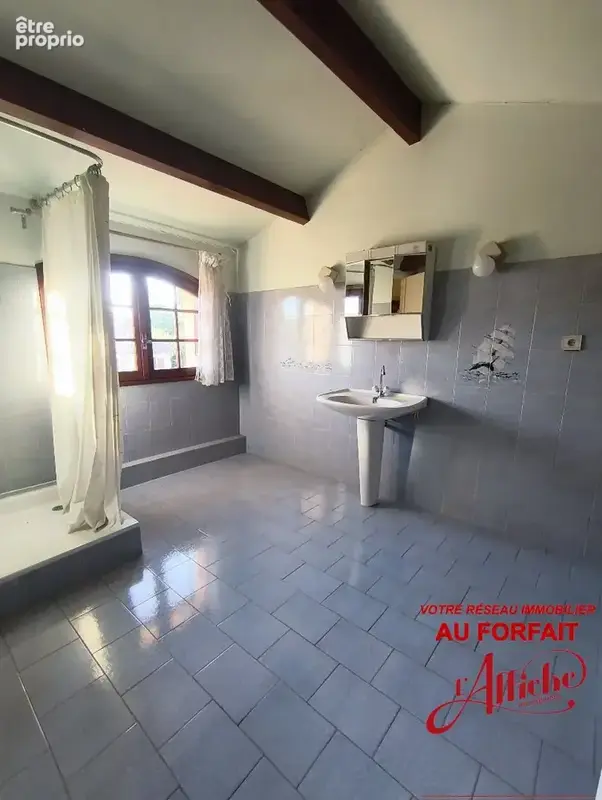 MURET  QUARTIER OCCITANIE : une maison familiale au calme, avec de beaux volumes et un vrai potentiel ! - photo 8