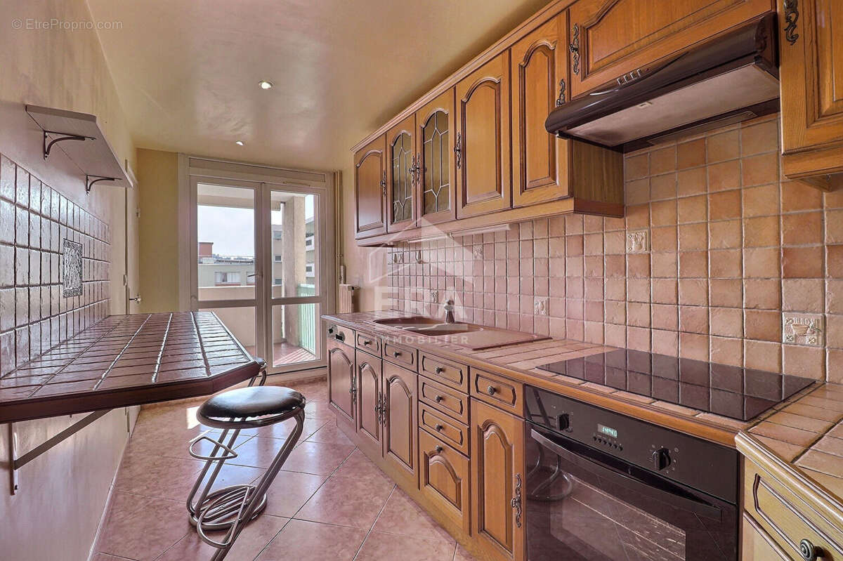 Appartement à EPINAY-SUR-SEINE