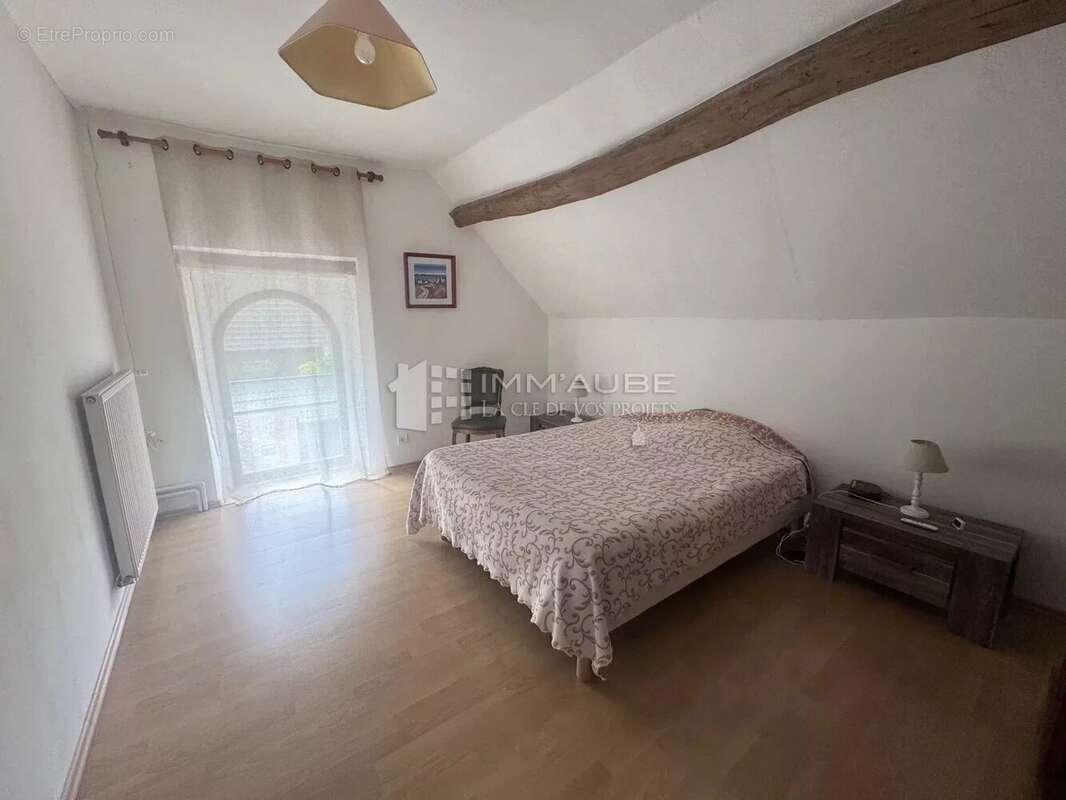 Maison à NOGENT-SUR-SEINE