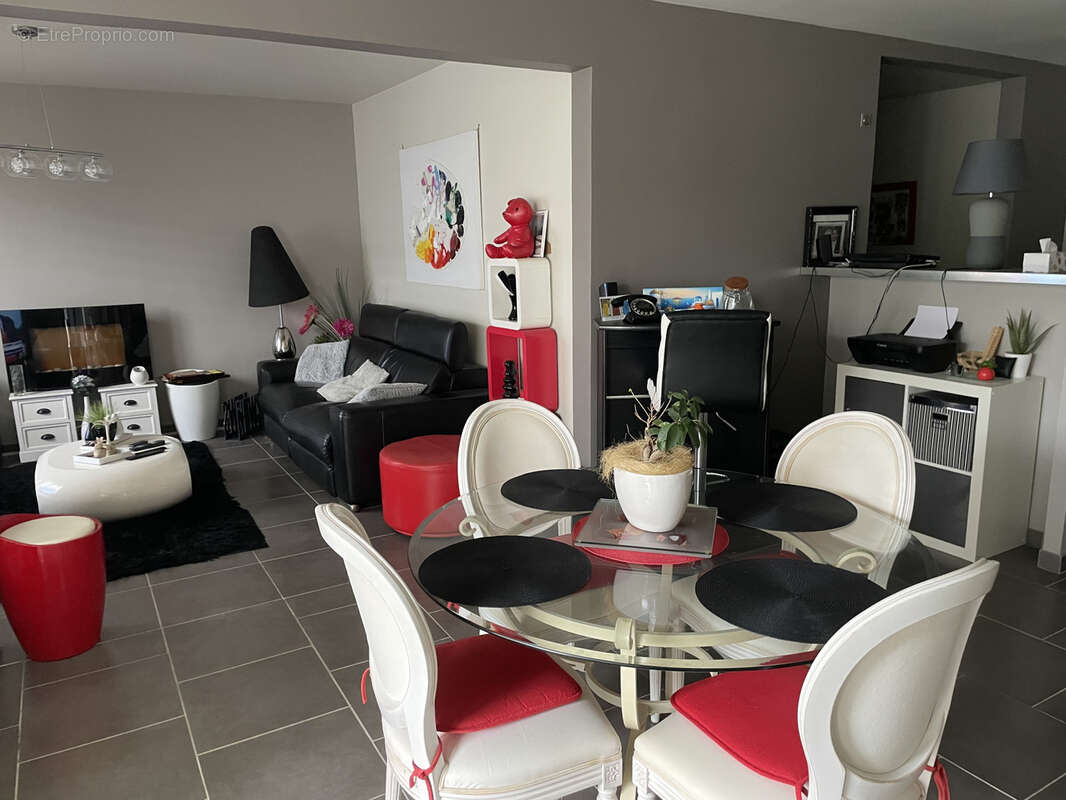 Appartement à LAVAL