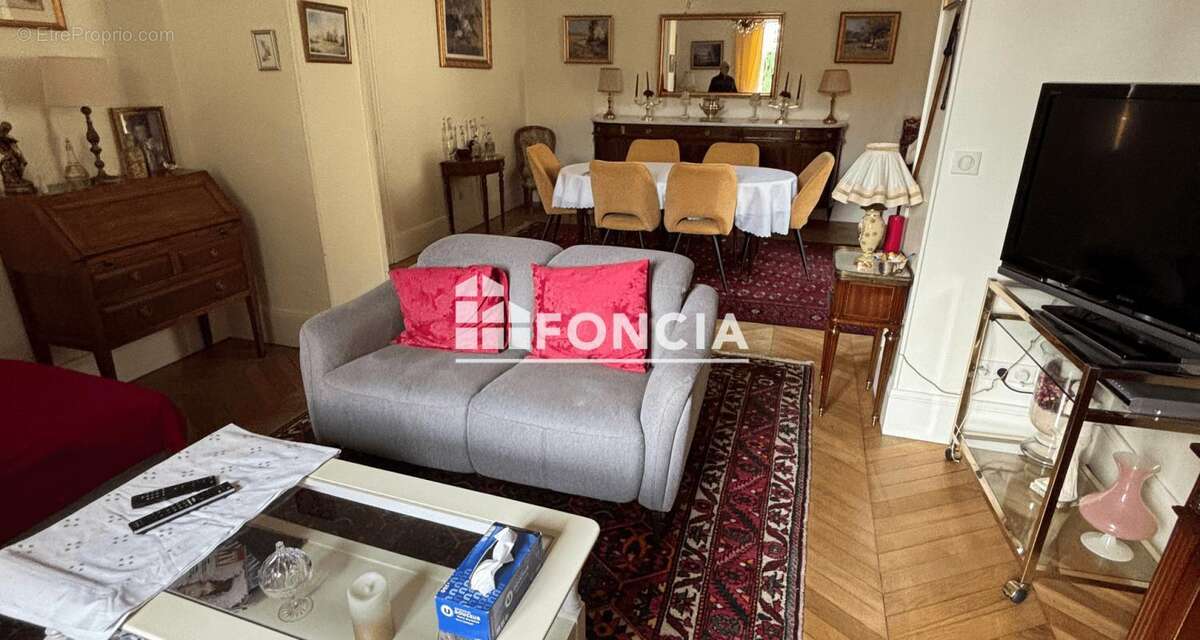 Maison à MONTEREAU-FAULT-YONNE