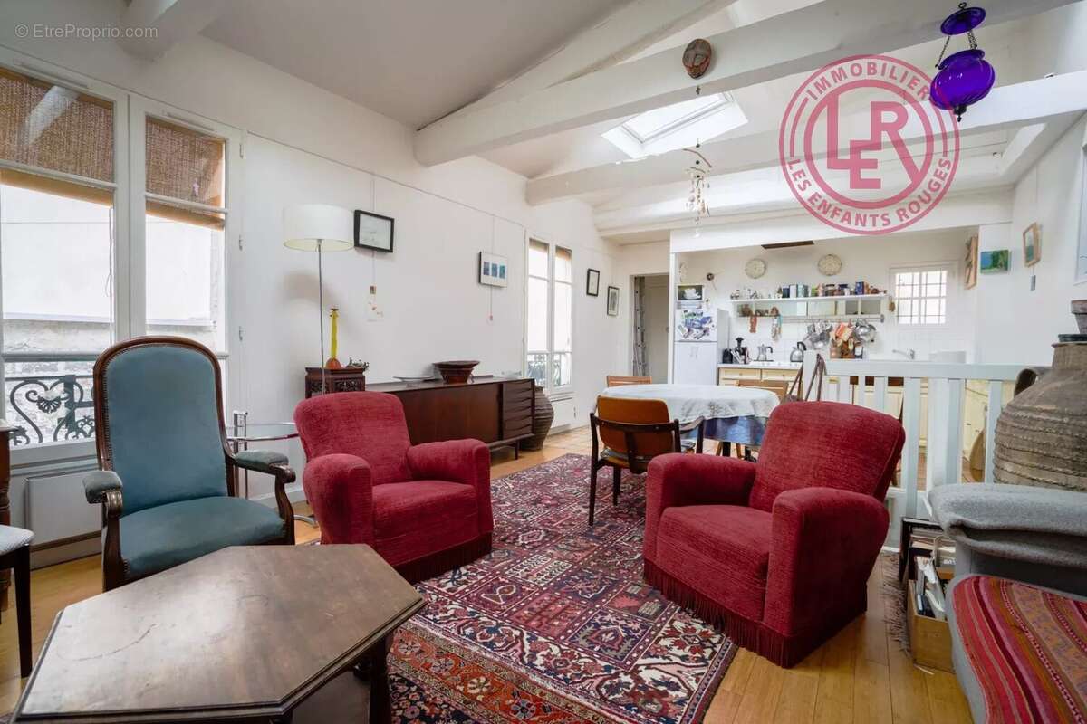 Appartement à PARIS-19E