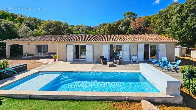 Photo Maison à Porto-Vecchio au prix de 798 000€