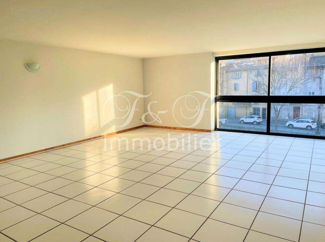 Appartement à APT