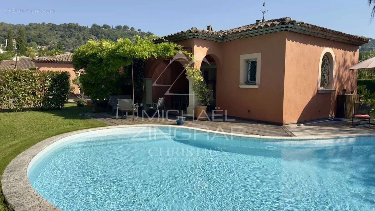 Maison à LA COLLE-SUR-LOUP