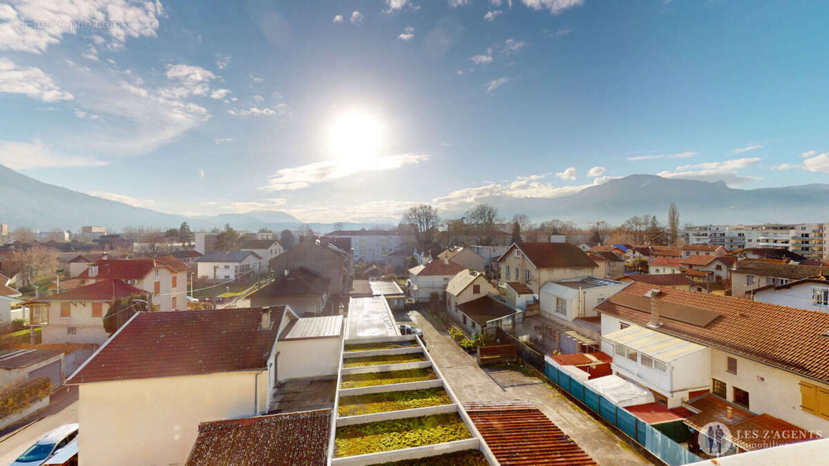 Appartement à SAINT-MARTIN-D'HERES