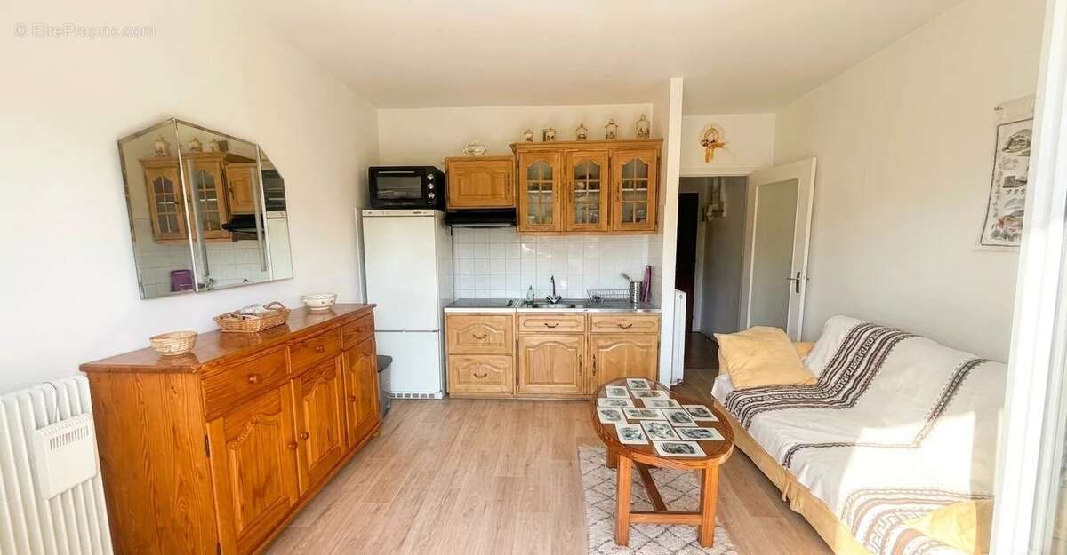 Appartement à VALLAURIS