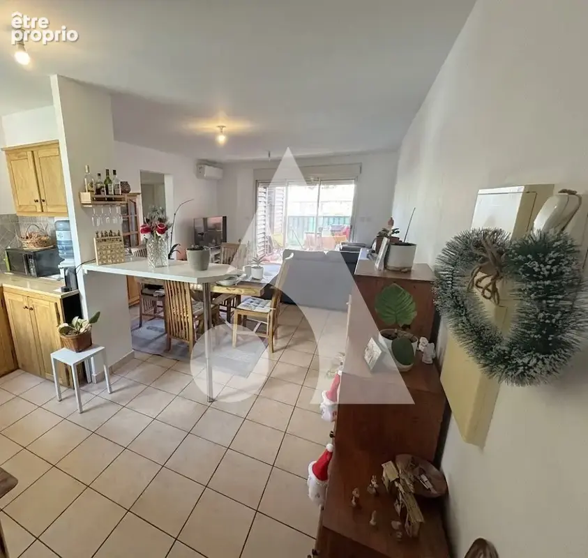 Appartement F3 SAINT LOUIS hyper centre-ville - photo 2