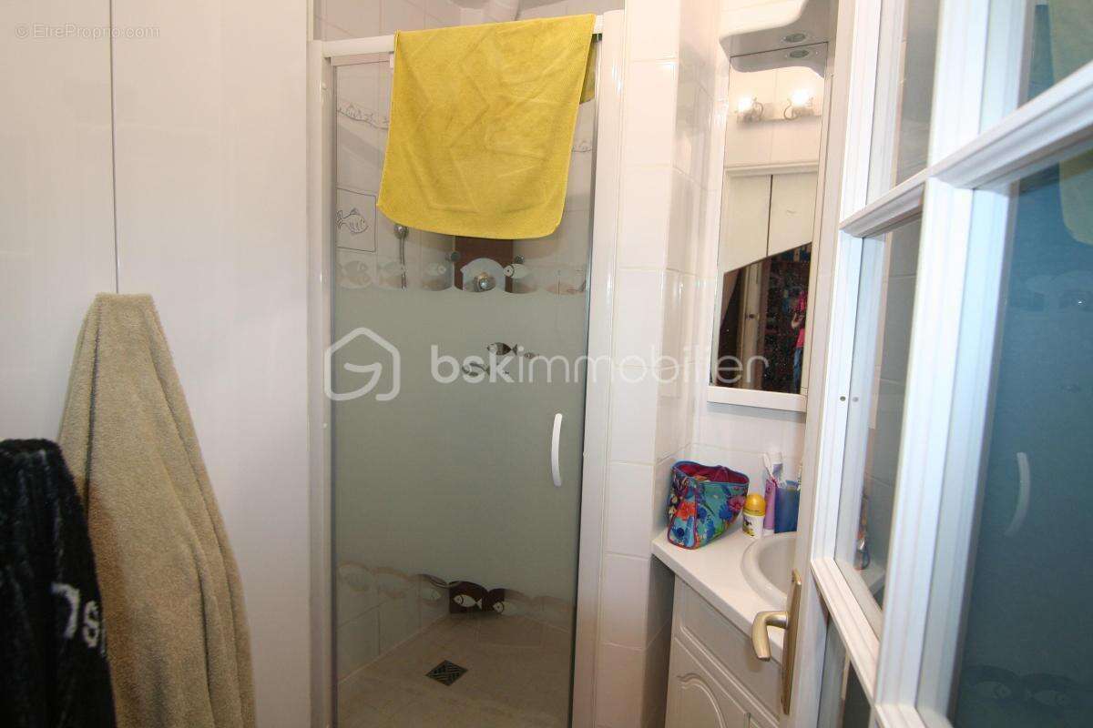 Maison à SAINT-CHERON