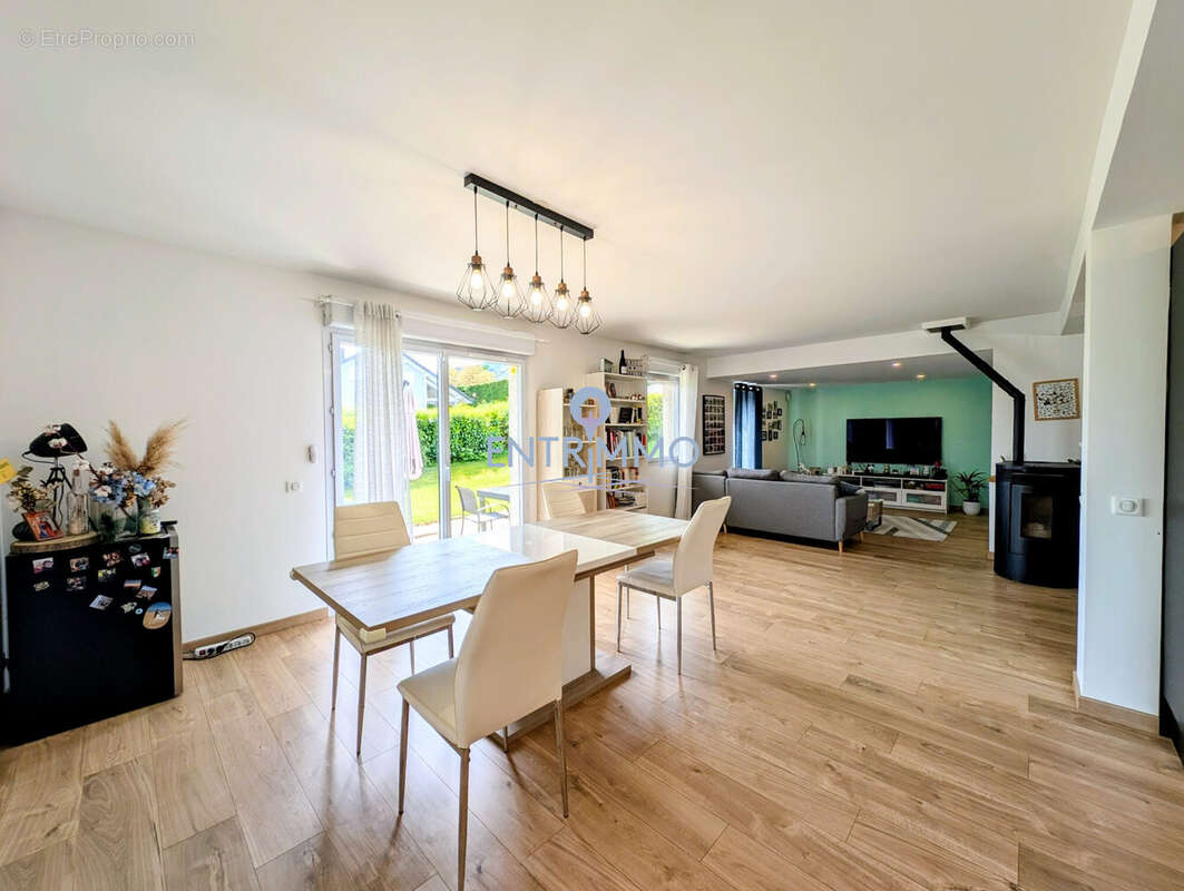 Maison à LA BIOLLE