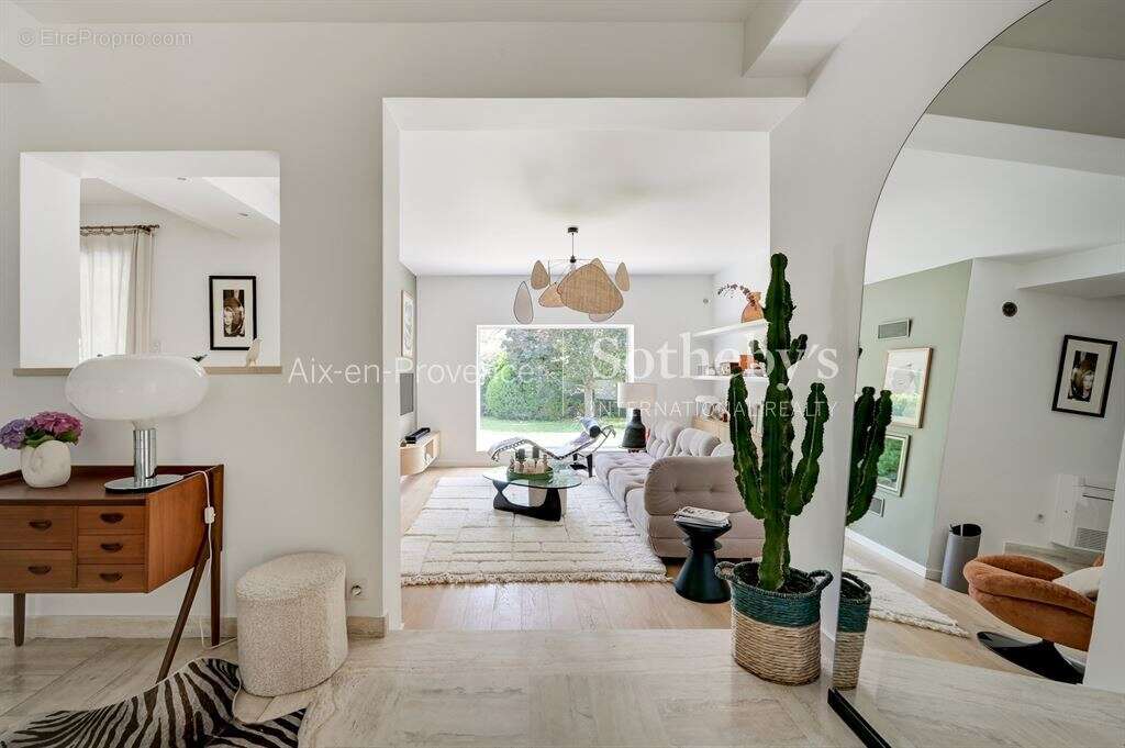 Maison à BOUC-BEL-AIR