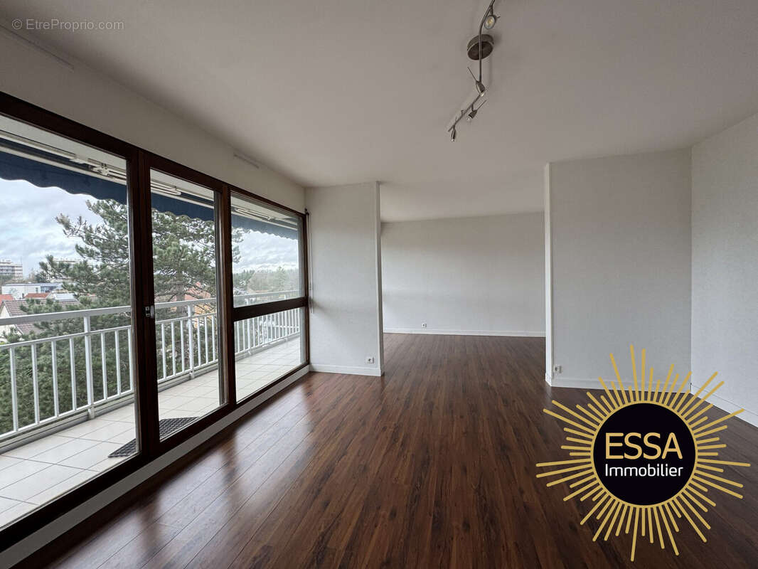 Appartement à VELIZY-VILLACOUBLAY