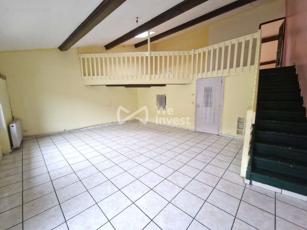 Maison à MARBACHE