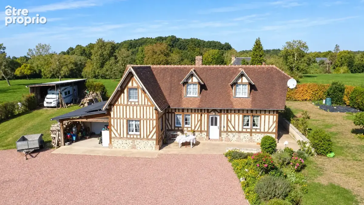 Photo Maison à Livarot au prix de 368 000€