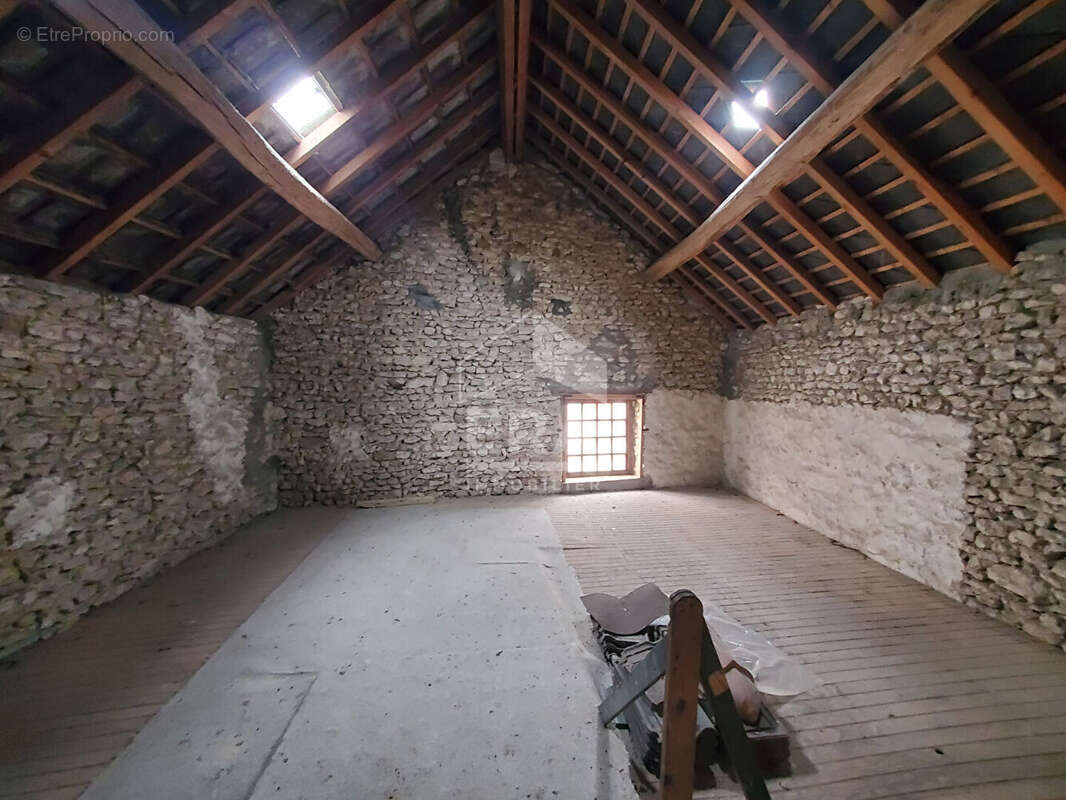 Maison à ANGERVILLE