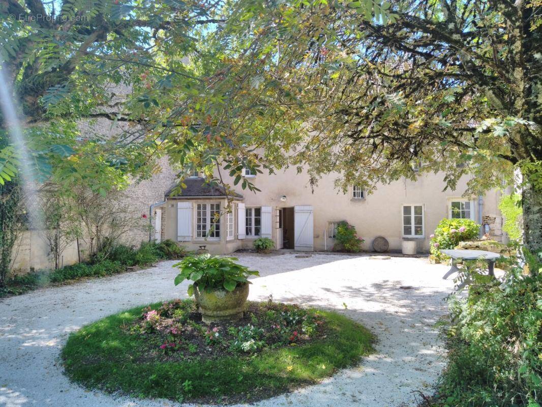Maison à CHALANCEY
