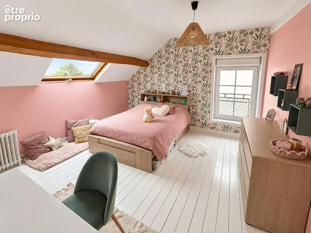 Alençon . Maison de caractère de 212 m², huit chambres et jardin paysager - photo 16
