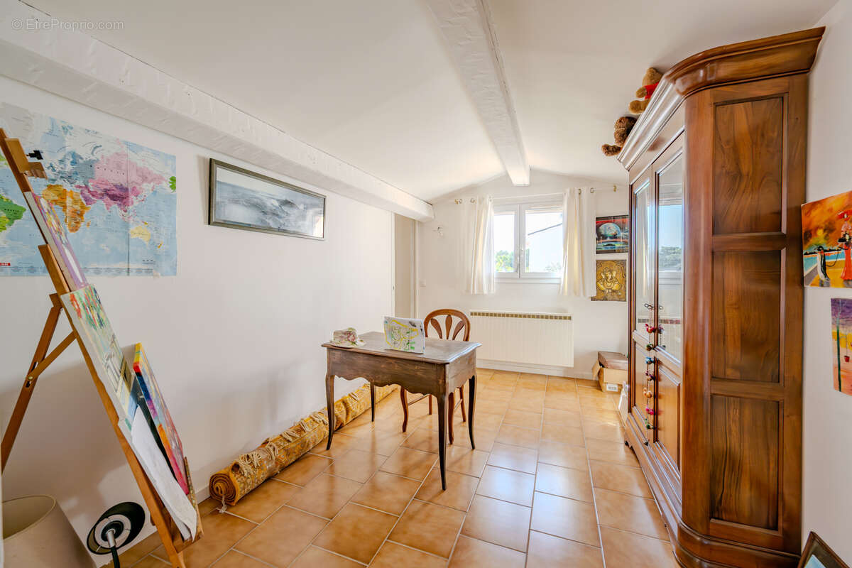 Maison à LA LONDE-LES-MAURES