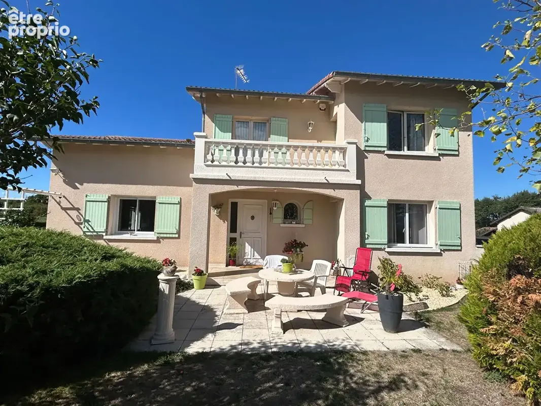 Maison 9 pièces 162.50m2 - photo 2