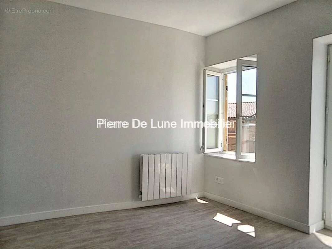 Appartement à OINGT