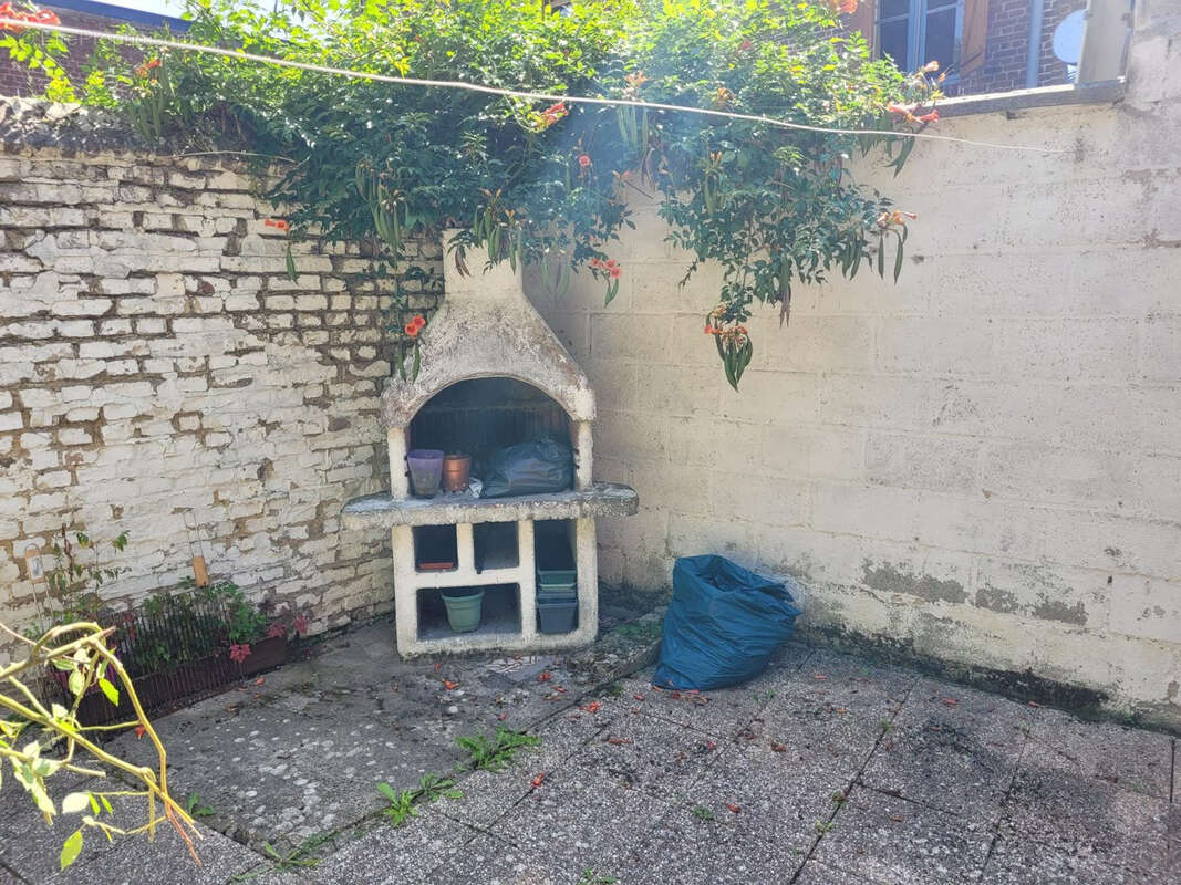 MAISON Sud-Est Amiens. - photo 3