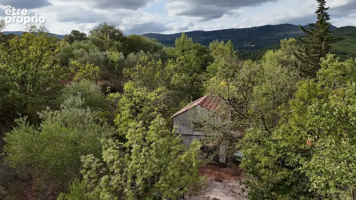 EXCLUSIVITÉ — Mas de vacances de 60 m2 sur 9 320 m2 de terrain - photo 2