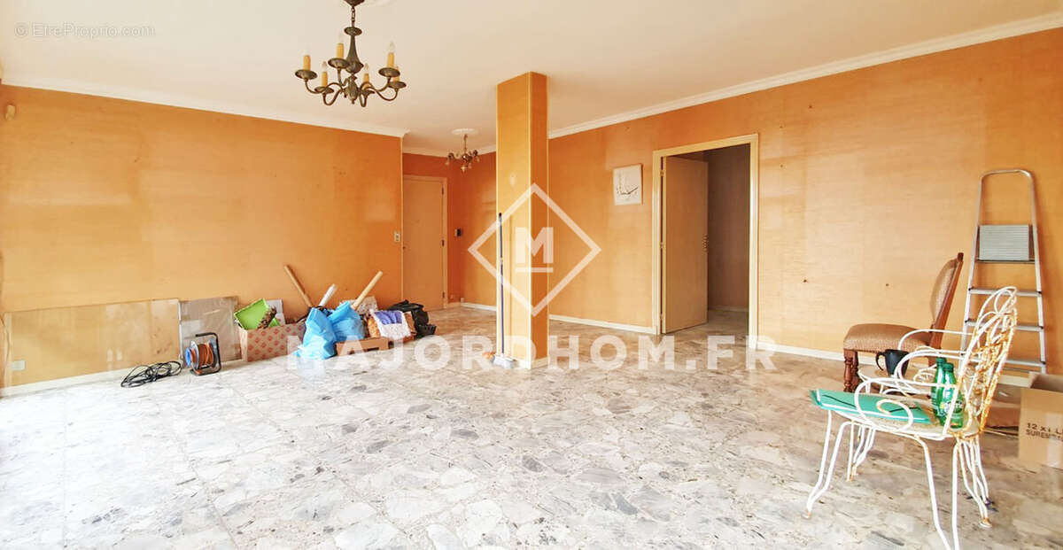 Appartement à MARSEILLE-8E