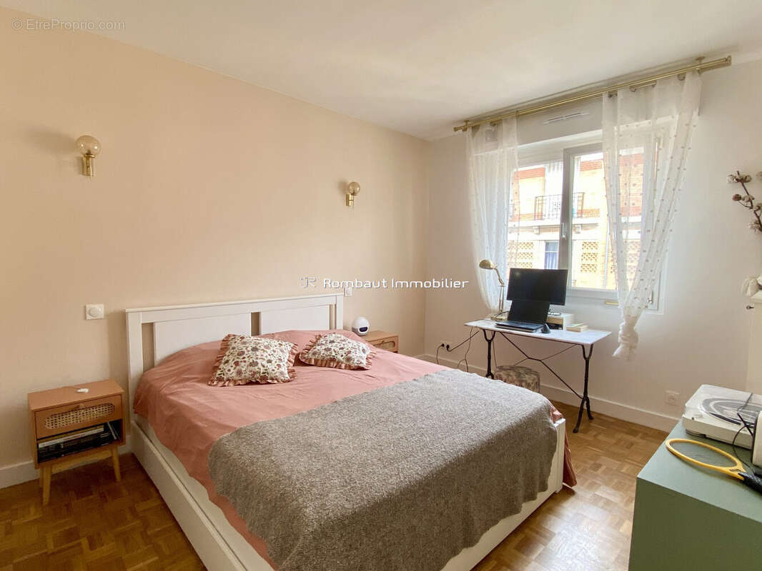 Appartement à CLICHY