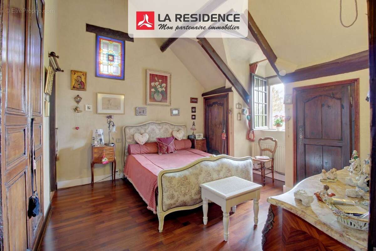 Maison à BONNIERES-SUR-SEINE