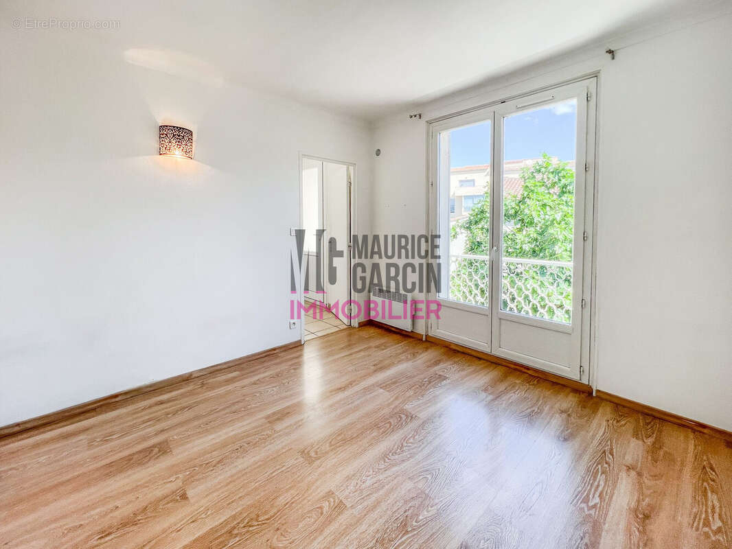 Maison 300 m² à Carpentras  - photo 8