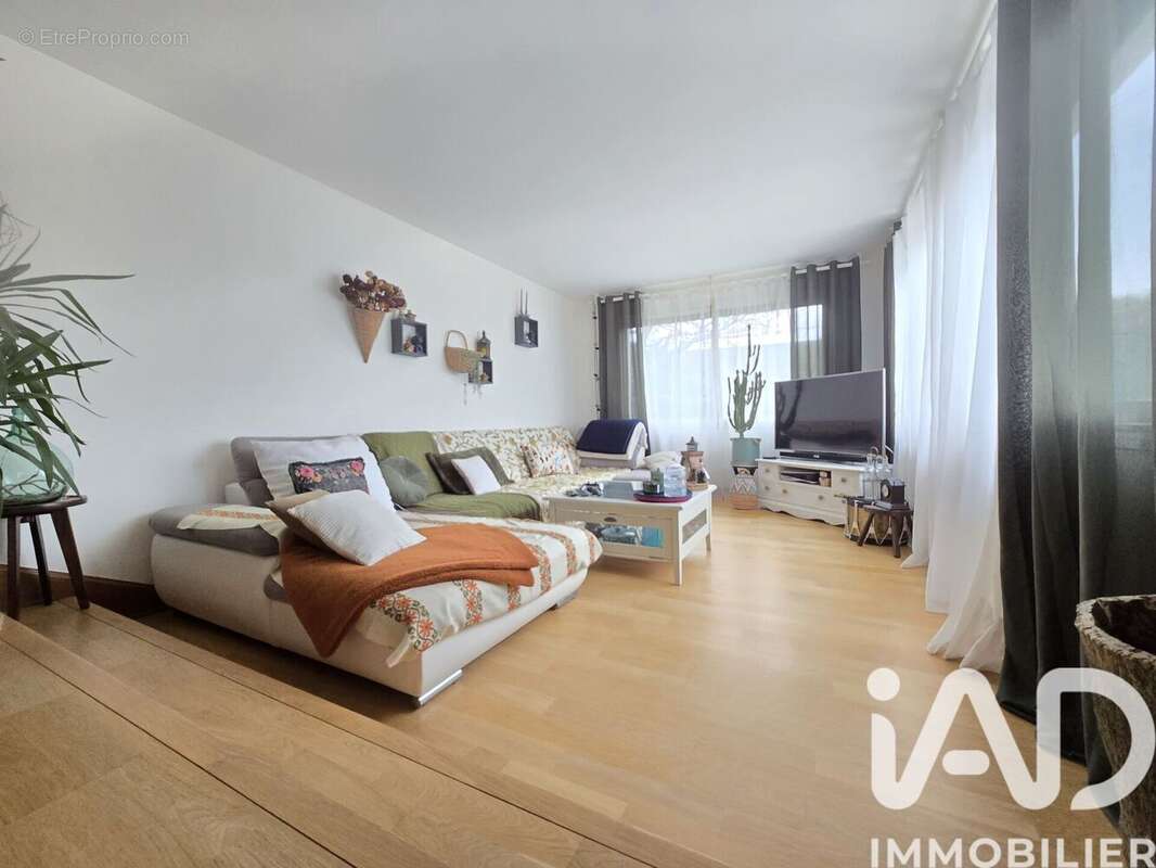 Photo 3 - Maison à ORMES