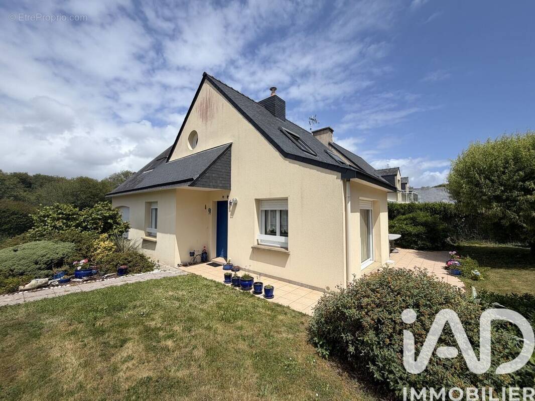 Photo 1 - Maison à PLOUHINEC