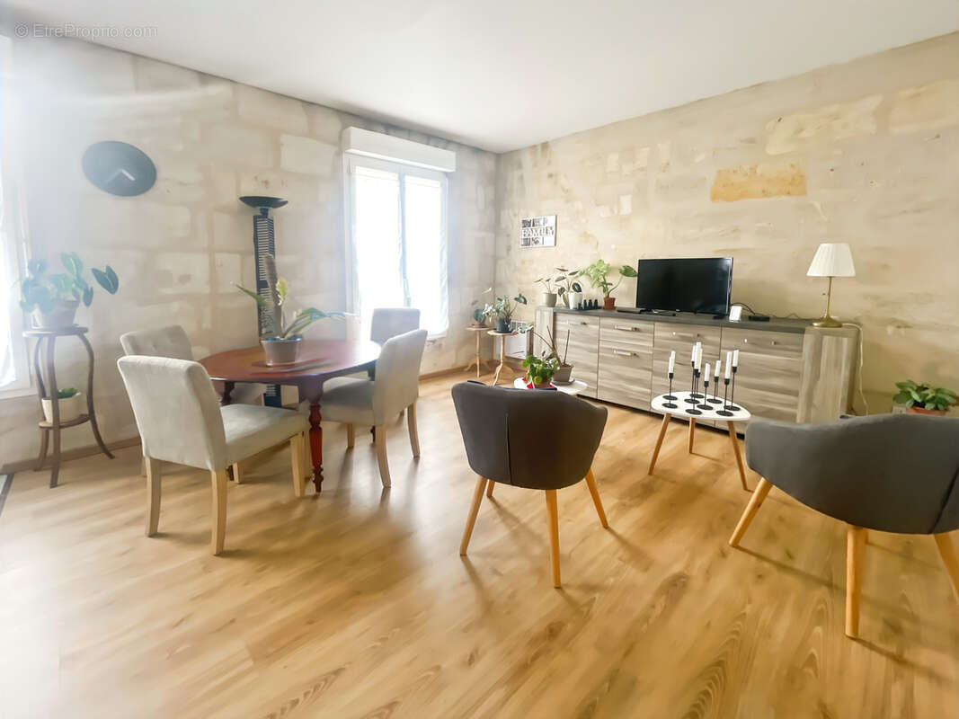 Appartement à BORDEAUX