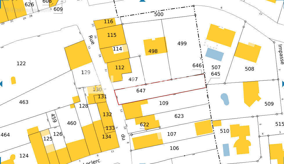 Terrain à MAIZIERES