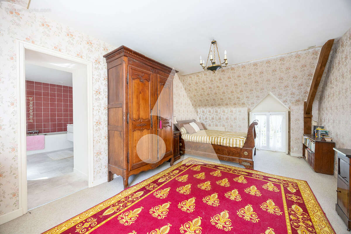 Longère + maison en pierres - LE MENE - photo 12