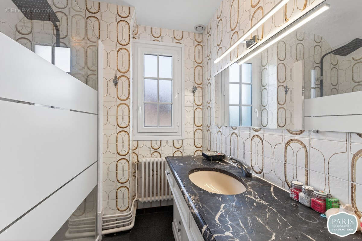 Maison à LOUVECIENNES