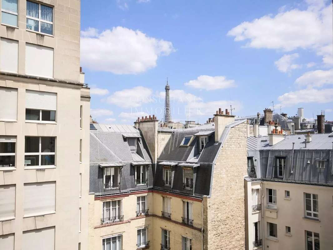 Appartement à PARIS-16E