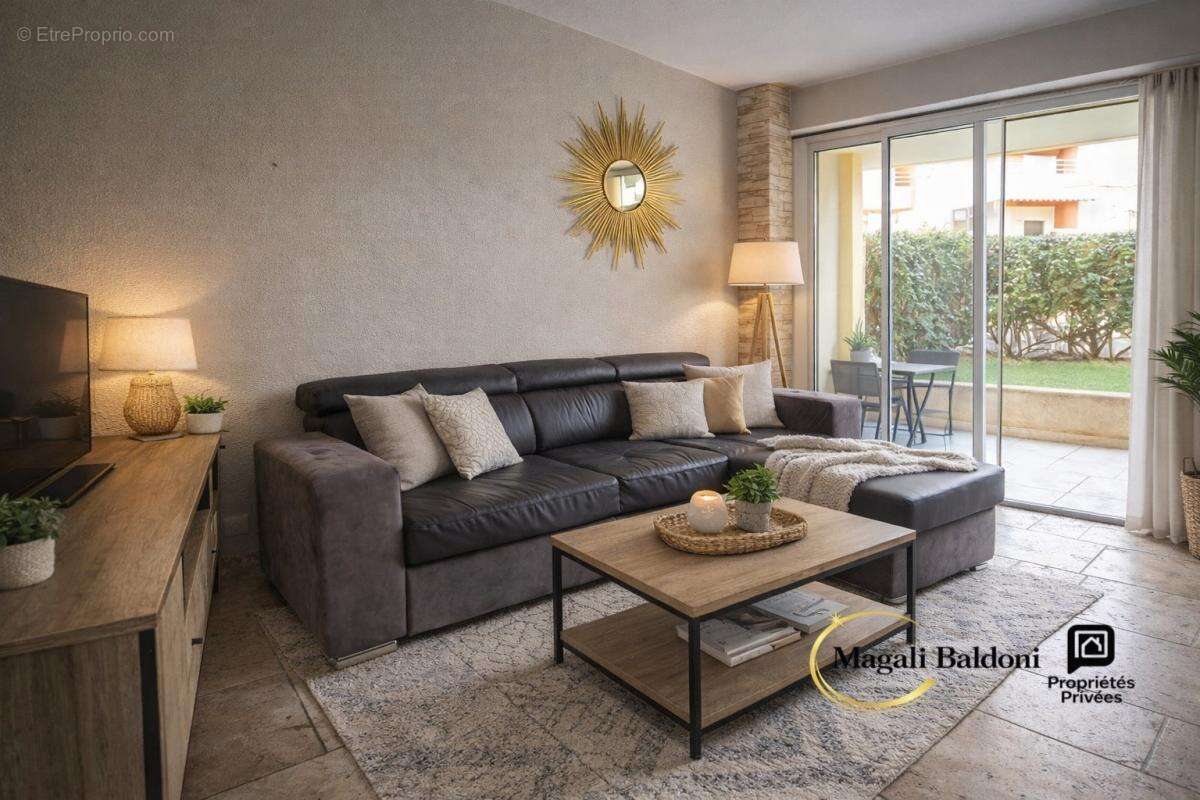 Appartement à FREJUS