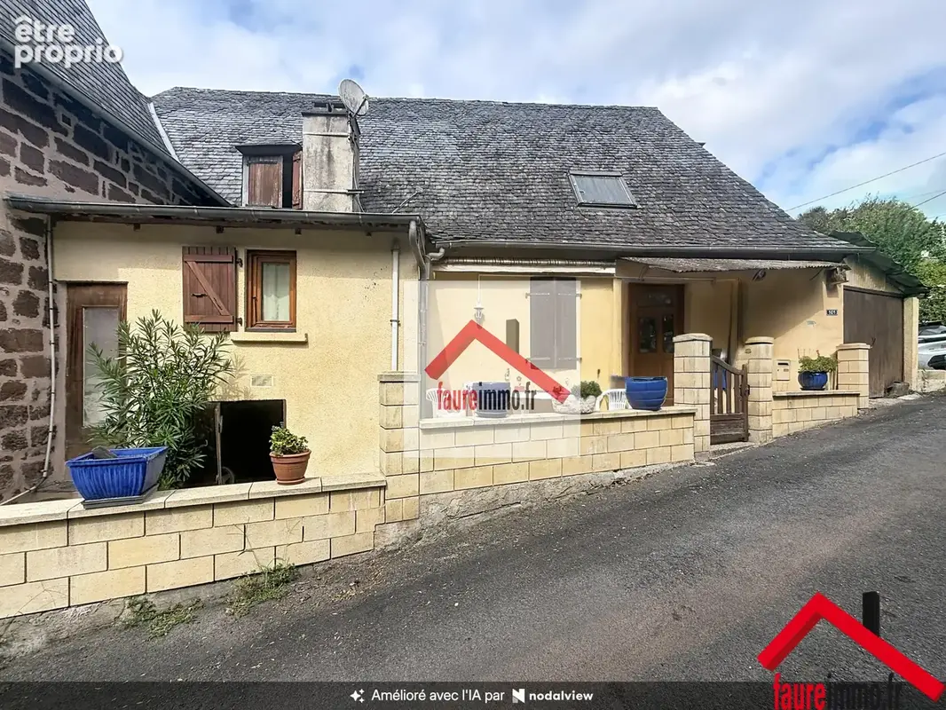 Maison à OBJAT