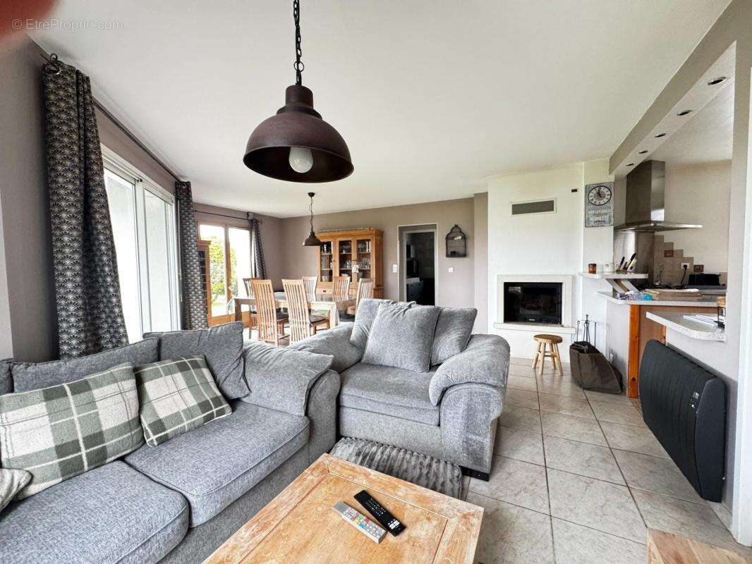 Maison à NIEULLE-SUR-SEUDRE