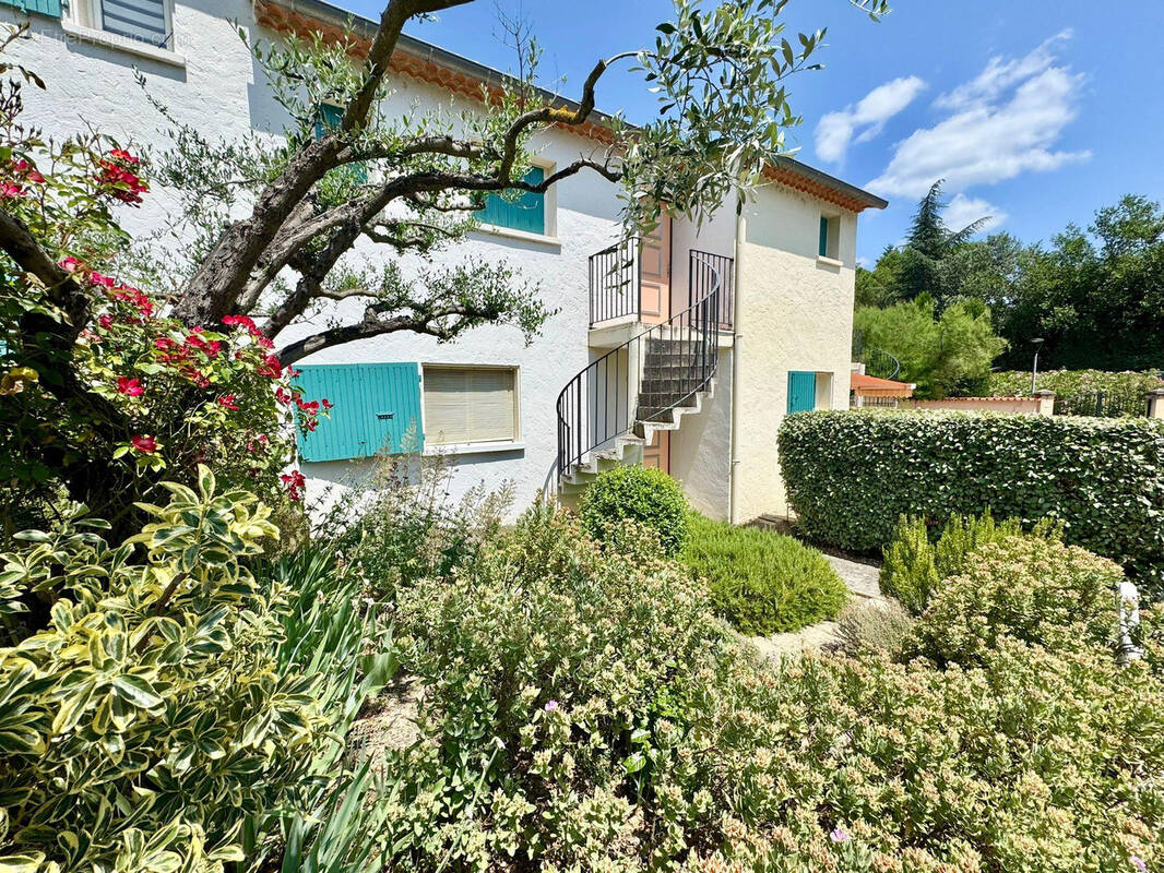 Appartement à VAISON-LA-ROMAINE