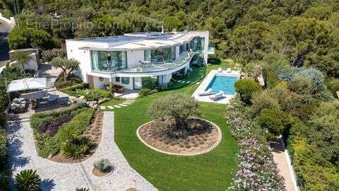 Maison à CAVALAIRE-SUR-MER