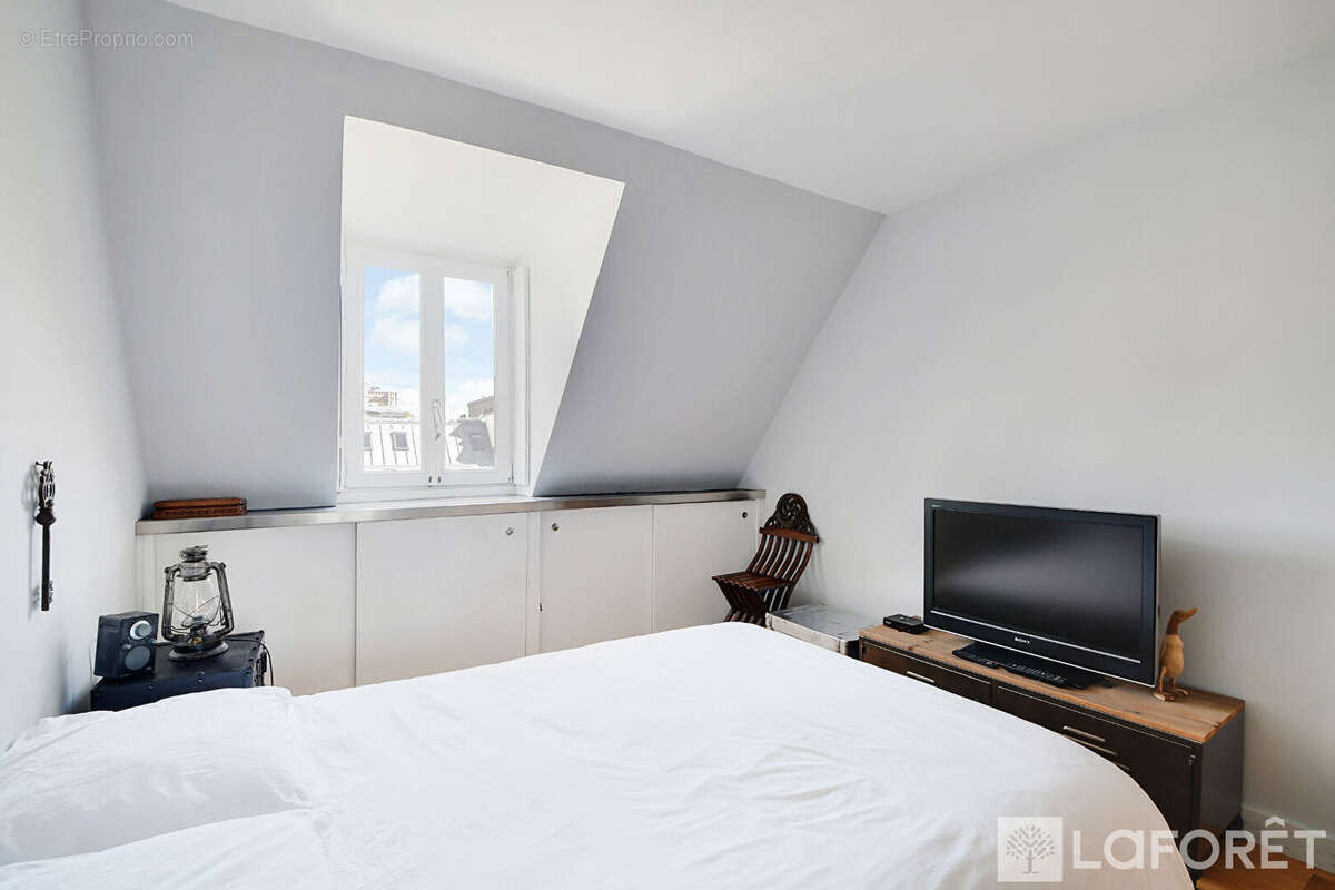 Appartement à PARIS-3E