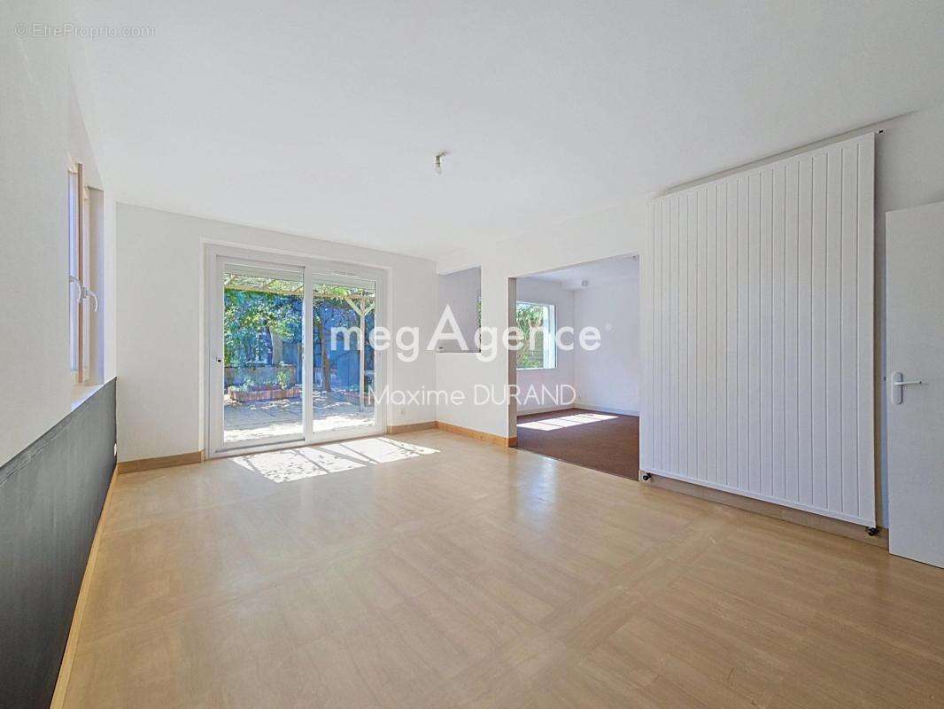 Maison 4 chambres - Atelier 150 M² - photo 3