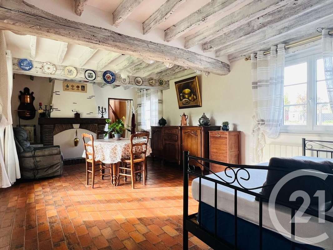 Maison à MARCILLY-SUR-EURE